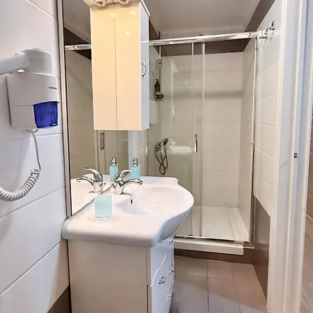 Byron Urban Apartment Kalamata Extérieur photo